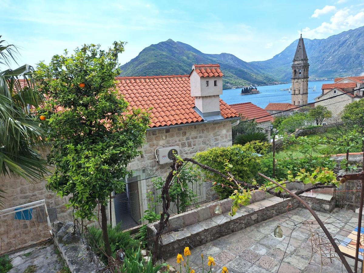 Forteca Home Perast Buitenkant foto