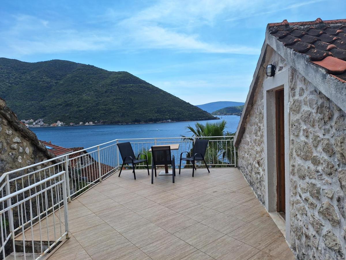 Forteca Home Perast Buitenkant foto